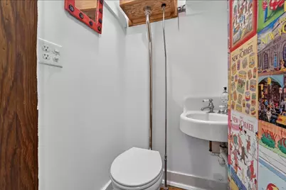 2734 N Farwell Ave, Milwaukee, WI 53211 - Photo 13