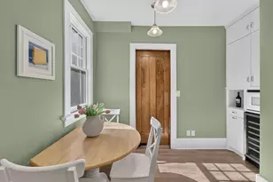 2734 N Farwell Ave, Milwaukee, WI 53211 - Photo 11