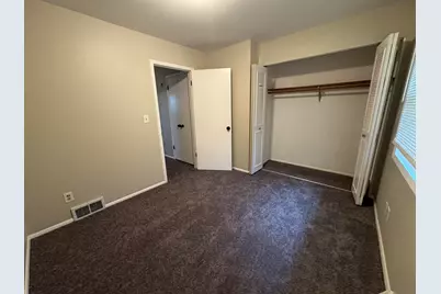 6451 N 73rd St, Milwaukee, WI 53223 - Photo 19