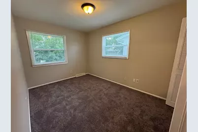 6451 N 73rd St, Milwaukee, WI 53223 - Photo 13