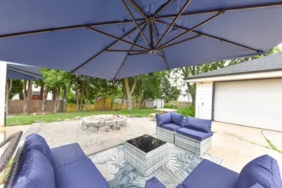2382 S 93rd St, West Allis, WI 53227 - Photo 23