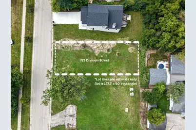 723  Division St, Delafield, WI 53018 - Photo 3