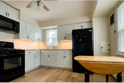 2924 S 46th St, Milwaukee, WI 53219 - Photo 9