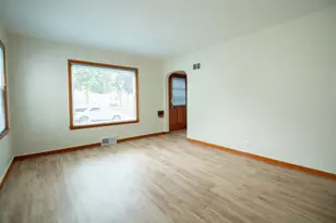 2924 S 46th St, Milwaukee, WI 53219 - Photo 5
