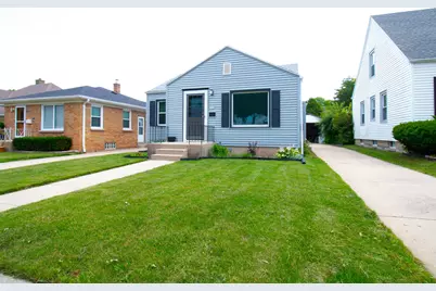 2924 S 46th St, Milwaukee, WI 53219 - Photo 3