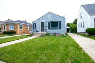 2924 S 46th St, Milwaukee, WI 53219 - Photo 3
