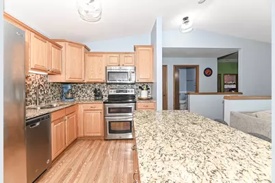 1243 N Sunnyslope Dr #203, Racine, WI 53406 - Photo 9