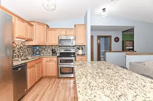 1243 N Sunnyslope Dr, Racine, WI 53406 - Photo 9