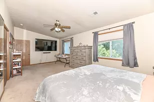 1243 N Sunnyslope Dr, Racine, WI 53406 - Photo 15