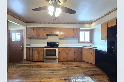 5863 S Hately Ave, Cudahy, WI 53110 - Photo 3