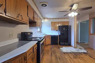 5863 S Hately Ave, Cudahy, WI 53110 - Photo 5