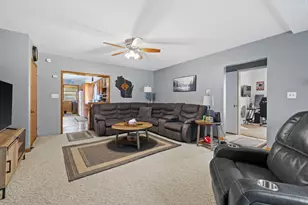 5402 Northwest Hwy, Racine, WI 53185 - Photo 13