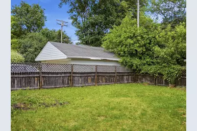 3334 N 98th St, Milwaukee, WI 53222 - Photo 41