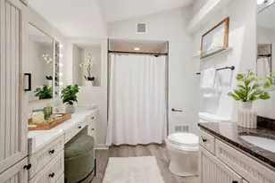 11762 N Ridgeway Ave, Mequon, WI 53097 - Photo 13