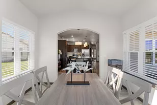 525 Maple Leaf Ct, Manitowoc, WI 54220 - Photo 37