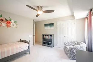 9439 N Broadmoor Rd, Bayside, WI 53217 - Photo 27