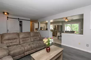 2002 Dixie Dr, Waukesha, WI 53189 - Photo 5
