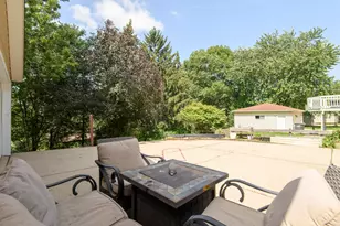 2002 Dixie Dr, Waukesha, WI 53189 - Photo 27