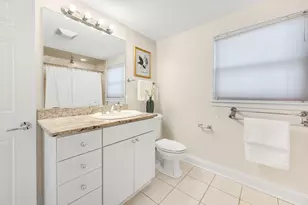 6261 N Bay Ridge Ave, Whitefish Bay, WI 53217 - Photo 17