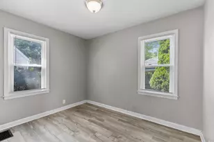 5675 N 58th St, Milwaukee, WI 53218 - Photo 9