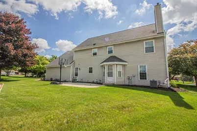 W196N11351  Shadow Wood Dr, Germantown, WI 53022 - Photo 27