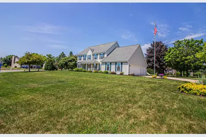 W196N11351  Shadow Wood Dr, Germantown, WI 53022 - Photo 83