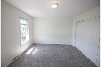 W196N11351  Shadow Wood Dr, Germantown, WI 53022 - Photo 63