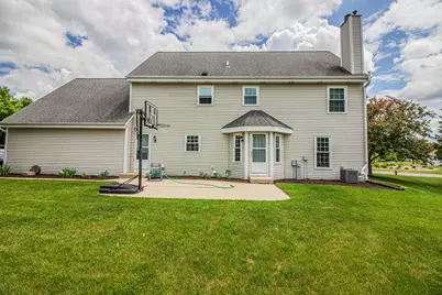 W196N11351  Shadow Wood Dr, Germantown, WI 53022 - Photo 49