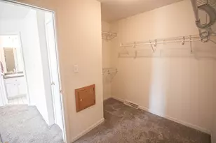 W196N11351 Shadow Wood Dr, Germantown, WI 53022 - Photo 39