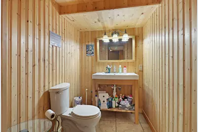 645 W Estate Ct, Elkhorn, WI 53121 - Photo 25
