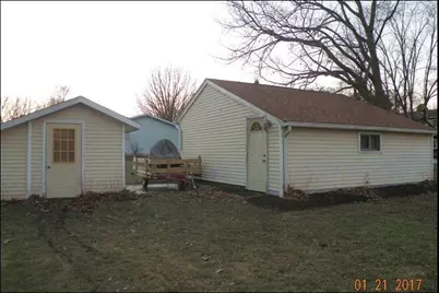1227 N Tombeau Rd, Bloomfield, WI 53128 - Photo 7