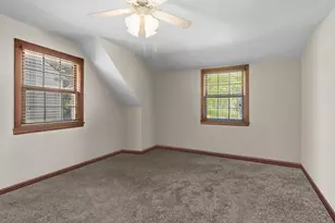 3354 S 47th St, Greenfield, WI 53219 - Photo 15