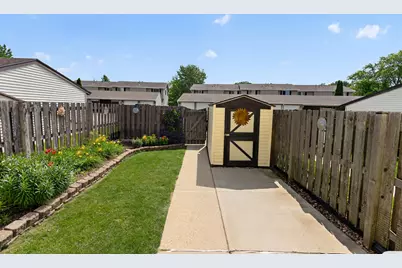 W163N11463  Windsor Ct #1, Germantown, WI 53022 - Photo 3