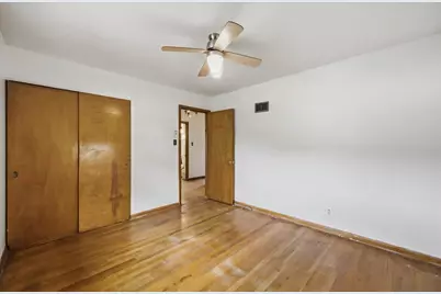 4100 S Hately Ave, Saint Francis, WI 53235 - Photo 11