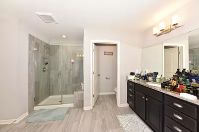 7355 N Cassie Ave, Milwaukee, WI 53224 - Photo 21