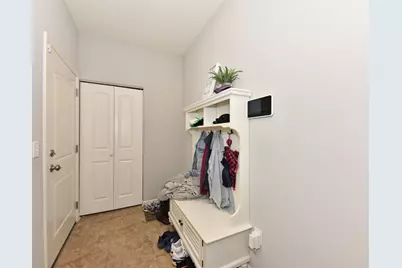 7355 N Cassie Ave, Milwaukee, WI 53224 - Photo 35