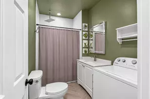 2467 W Cherry St, Milwaukee, WI 53205 - Photo 17