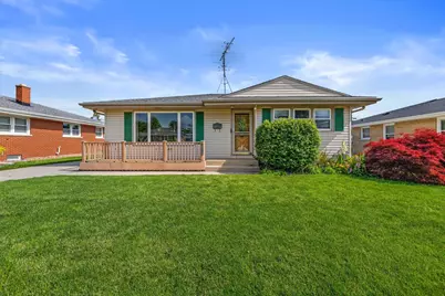 1616  22nd St, Kenosha, WI 53140 - Photo 1