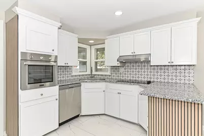 7916  22nd Ave, Kenosha, WI 53143 - Photo 9