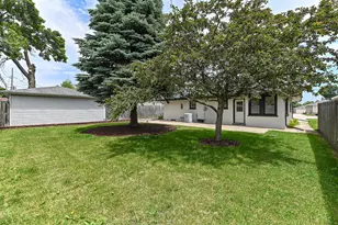 7916 22nd Ave, Kenosha, WI 53143 - Photo 37