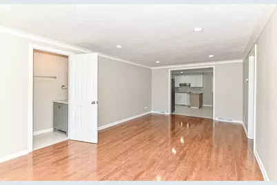 7916  22nd Ave, Kenosha, WI 53143 - Photo 5