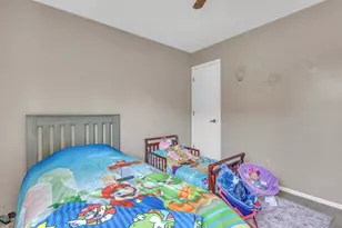 2412 Crosscreek Dr, Sheboygan, WI 53081 - Photo 13