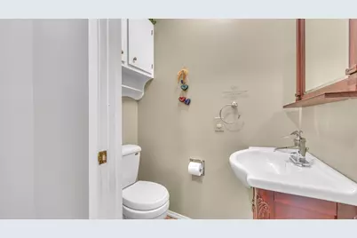 2412  Cross Creek Dr #C, Sheboygan, WI 53081 - Photo 11
