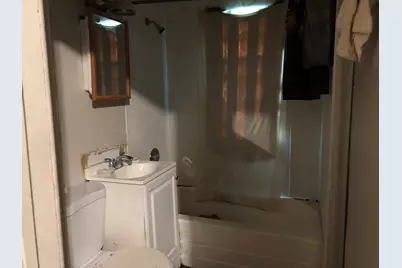 1311 W Albany Pl, Milwaukee, WI 53206 - Photo 7