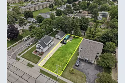 8011 W Oklahoma Ave, Milwaukee, WI 53219 - Photo 3