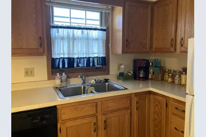 1620 N Benjamin St, Port Washington, WI 53074 - Photo 3