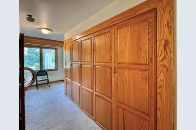 1303  Hadley Ct, Watertown, WI 53098 - Photo 17