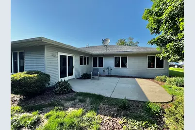 1303  Hadley Ct, Watertown, WI 53098 - Photo 3