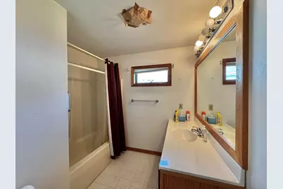 1303  Hadley Ct, Watertown, WI 53098 - Photo 23