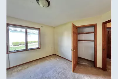 1303  Hadley Ct, Watertown, WI 53098 - Photo 19